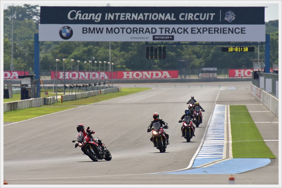 BMW Motorrad Track Experience